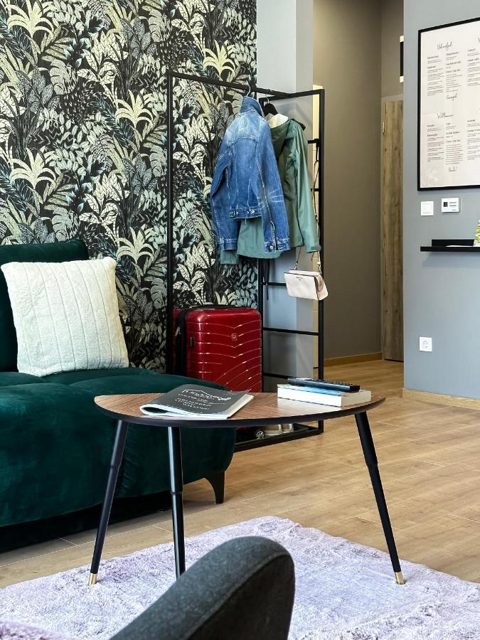 Linden Apartman 107 Glamour (Adults Only) Mosonmagyarovar Bagian luar foto