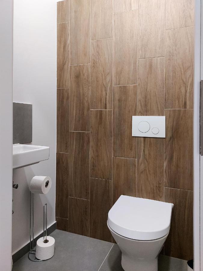Linden Apartman 107 Glamour (Adults Only) Mosonmagyarovar Bagian luar foto